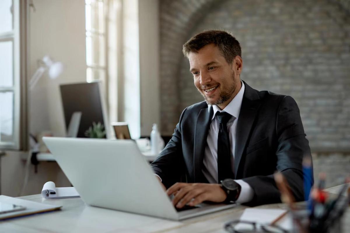 Hukuk Büroları ve Avukatlar İçin CRM Programı