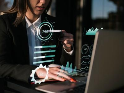 ERP ve CRM Farkı Nedir? | Bilmeniz Gereken Her Şey!