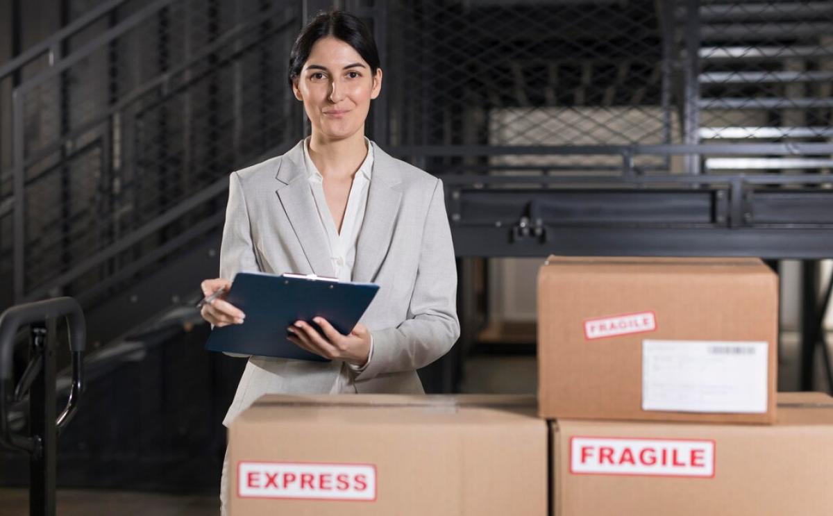 Dış Ticaret Uzmanı Nedir ve Görevleri Nelerdir?