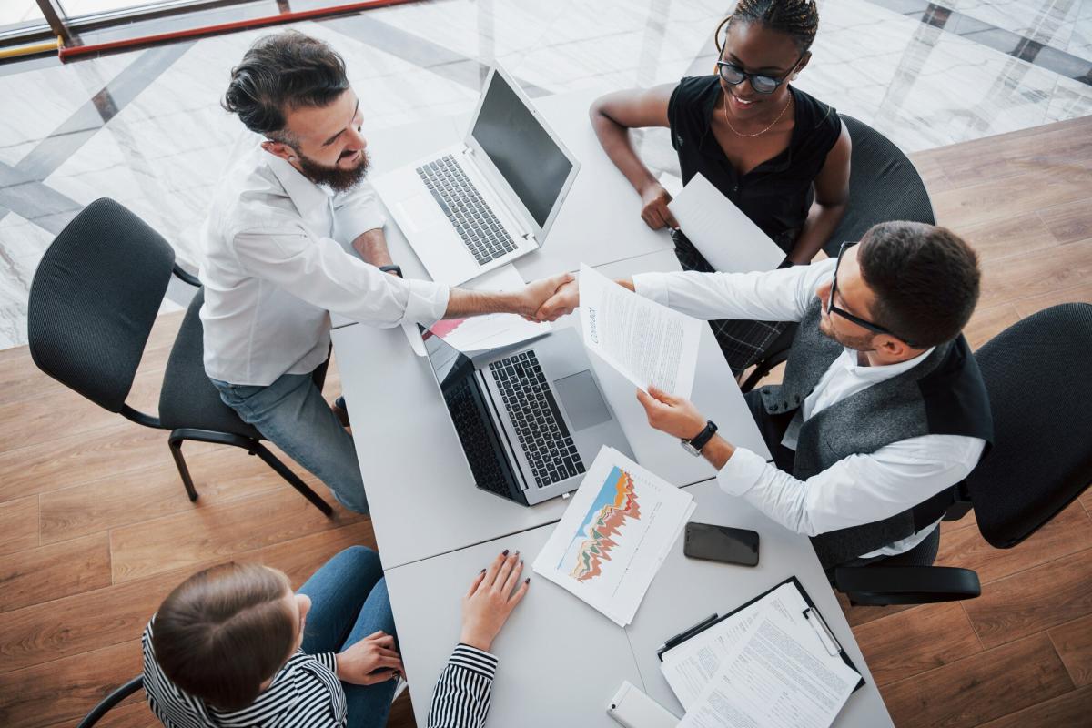 Danışmanlık Sektöründe En İyi 5 CRM Yazılımları